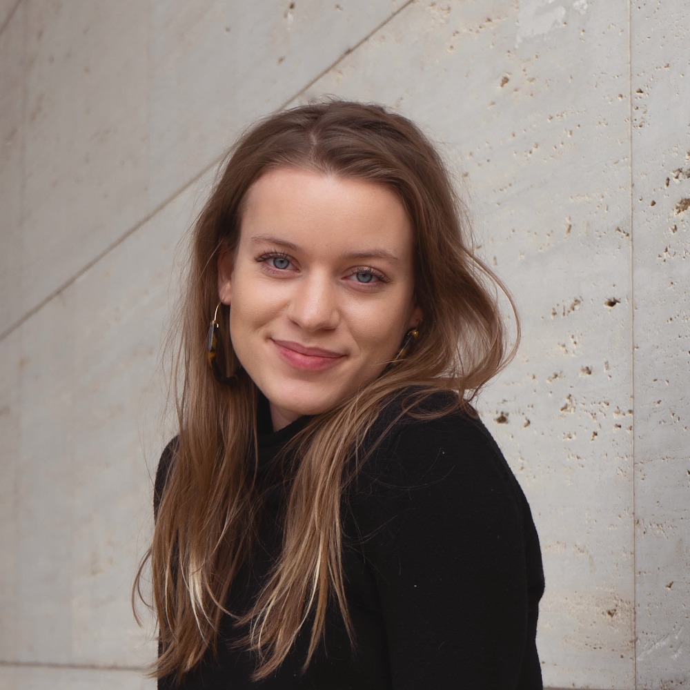 Meet your Posher, Madeline